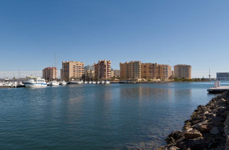 https://maskhq.co.uk/wp-content/uploads/2023/11/Apartamentos_Miradores_del_Puerto_1-1_xlarge.jpg